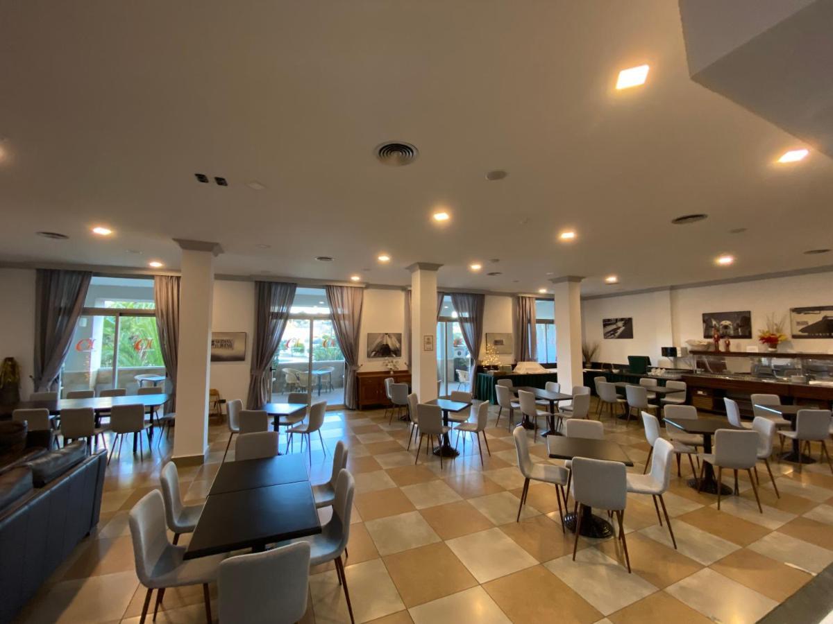 Hotel Montera Plaza لوس باريّوس المظهر الخارجي الصورة
