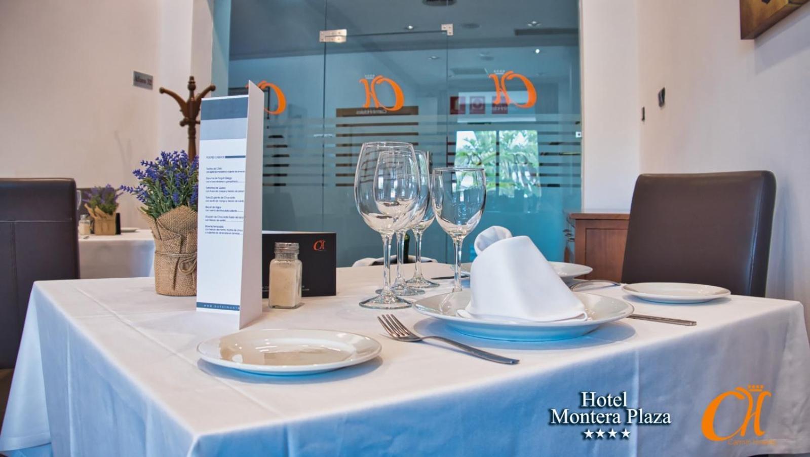 Hotel Montera Plaza لوس باريّوس المظهر الخارجي الصورة