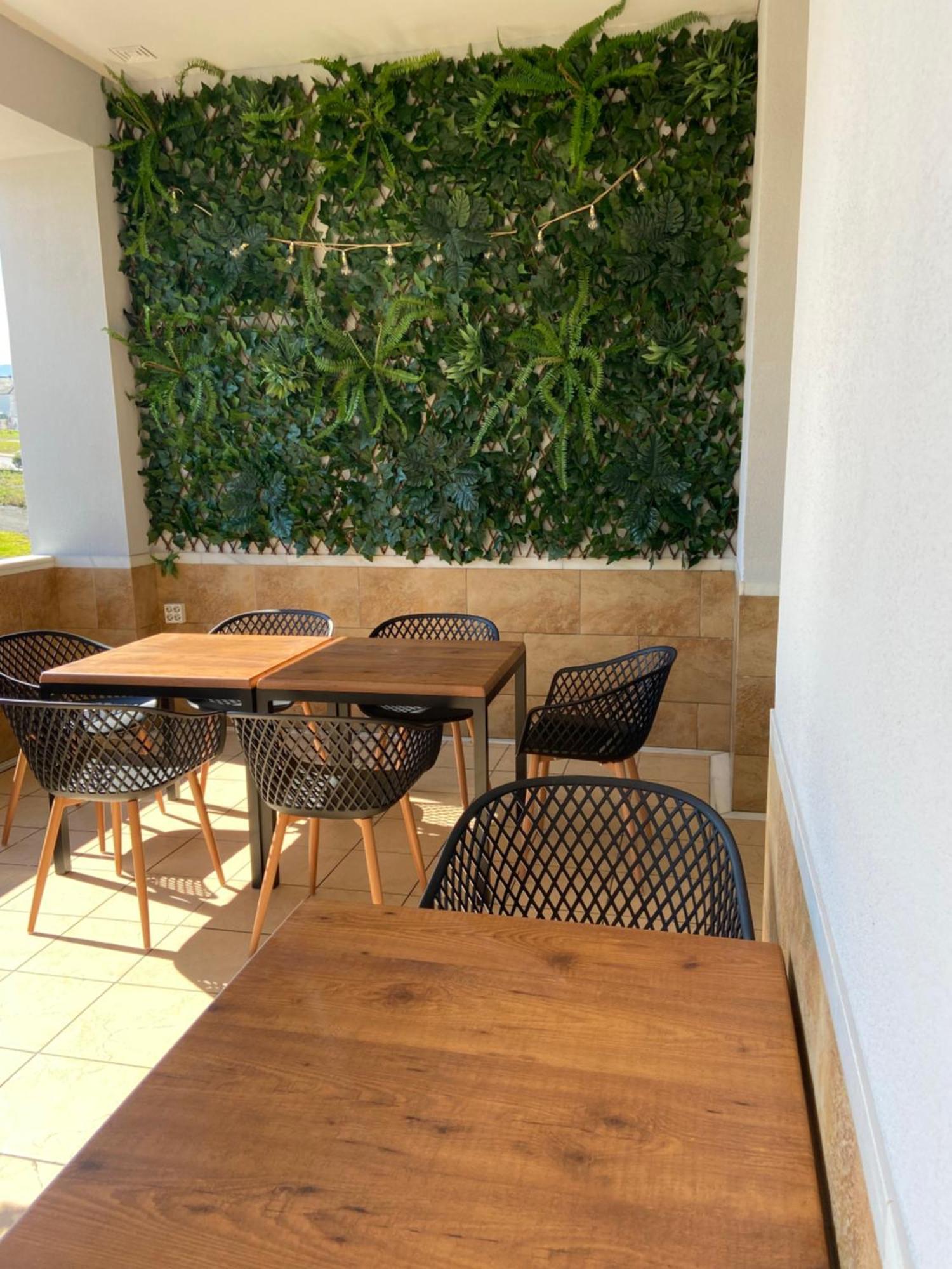 Hotel Montera Plaza لوس باريّوس المظهر الخارجي الصورة
